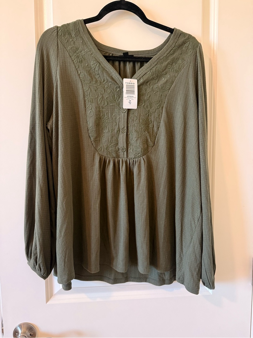 torrid Olive Green Embroidered Button-Front Tunic Top NWT